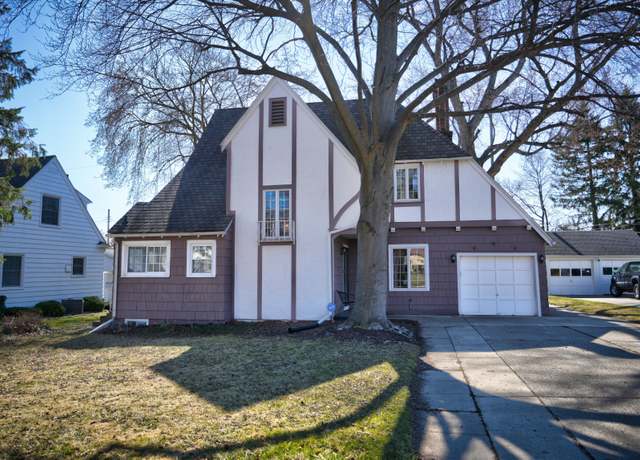 Property at 2119 Radcliffe Ave, Flint, MI 48503, 3 beds, 2.5 baths