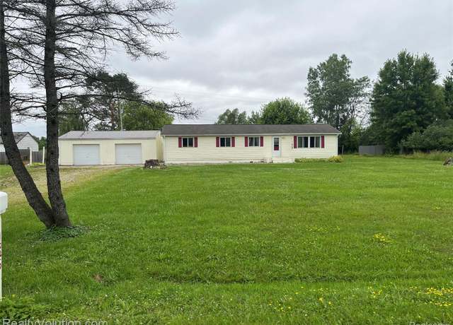 Property at 4025 Barth Dr, Mussey, MI 48014, 3 beds, 2 baths