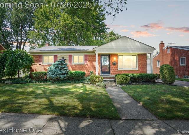Property at 30864 Richland St, Livonia, MI 48150, 3 beds, 1.5 baths