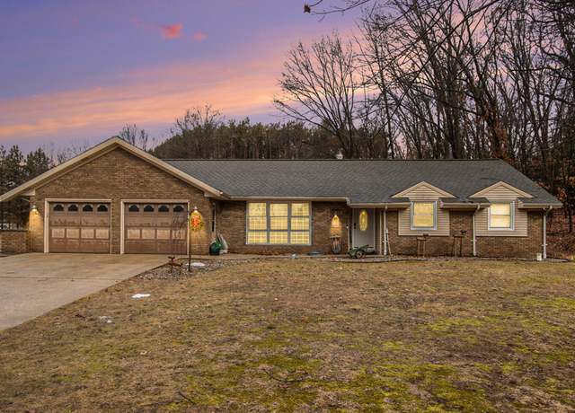Property at 5850 W Q Ave, Kalamazoo, MI 49009, 4 beds, 2 baths