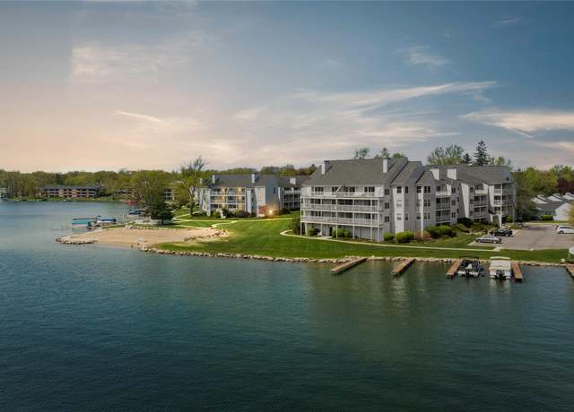 Property at 3565 Port Cove Dr #68, Waterford, MI 48328, 2 beds, 2 baths
