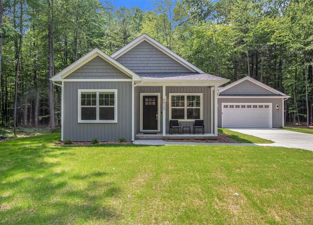 Property at 6825 Cherry Ct, Canadian Lakes, MI 49346, 3 beds, 2 baths