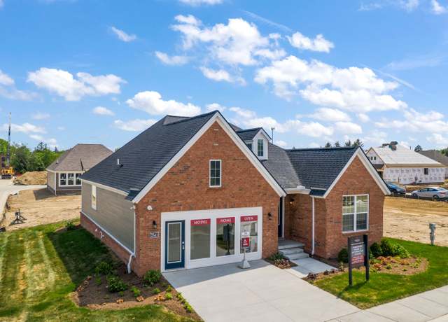 Property at 6046 Edmunds Dr Dr, Troy, MI 48085, 2 beds, 2 baths