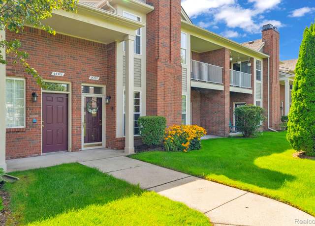 Property at 15297 Yale Dr, Clinton Charter Township, MI 48038, 2 beds, 2 baths