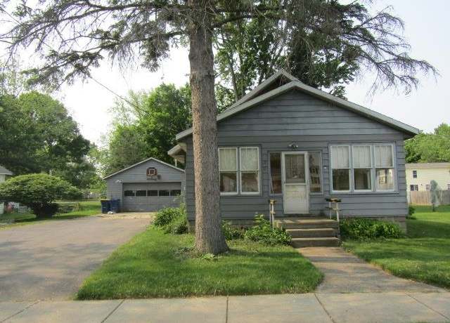 Property at 205 Pine St, Corunna, MI 48817, 2 beds, 1 bath
