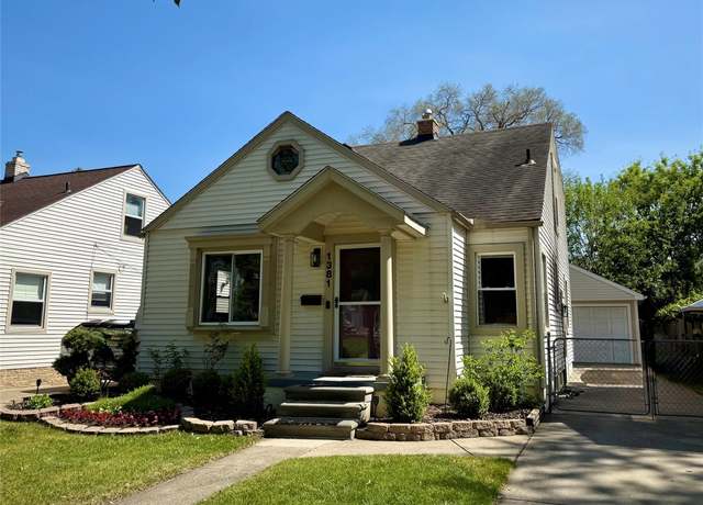 Property at 1381 Eaton Rd, Berkley, MI 48072, 4 beds, 2 baths