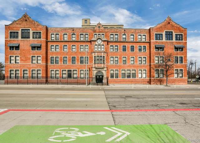 Property at 6533 E Jefferson Ave #304, Detroit, MI 48207, 1 bed, 1.5 baths