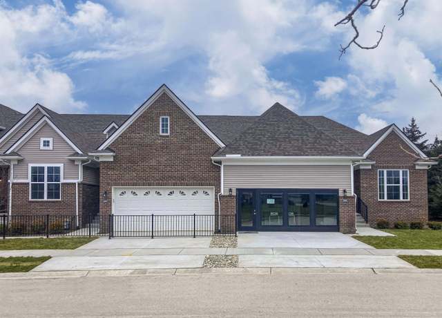 Property at 2227 Chase Dr, Howell, MI 48855, 2 beds, 2 baths