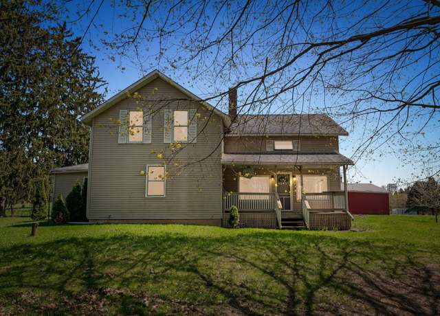 Property at 1652 Weaver Rd, Milford, MI 48381, 3 beds, 2 baths
