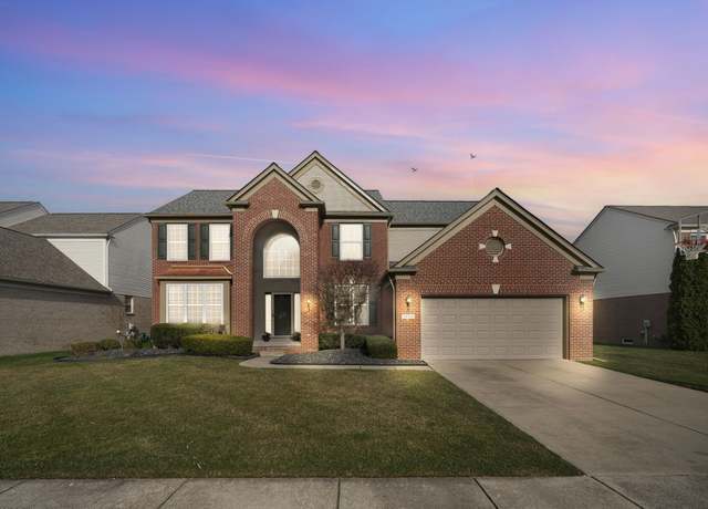Property at 50068 Crusader Dr, Macomb, MI 48044, 4 beds, 3.5 baths