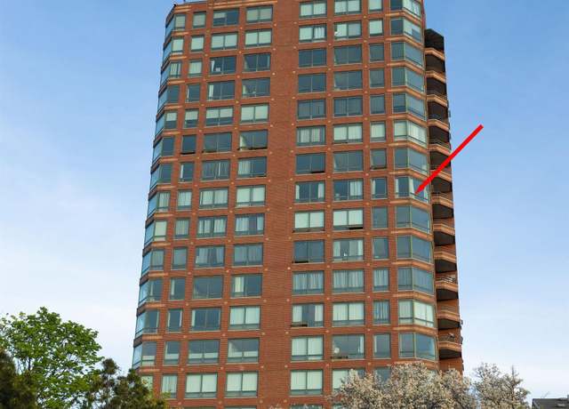 Property at 3320 Spinnaker 11d Ln, Detroit, MI 48207, 2 beds, 2 baths