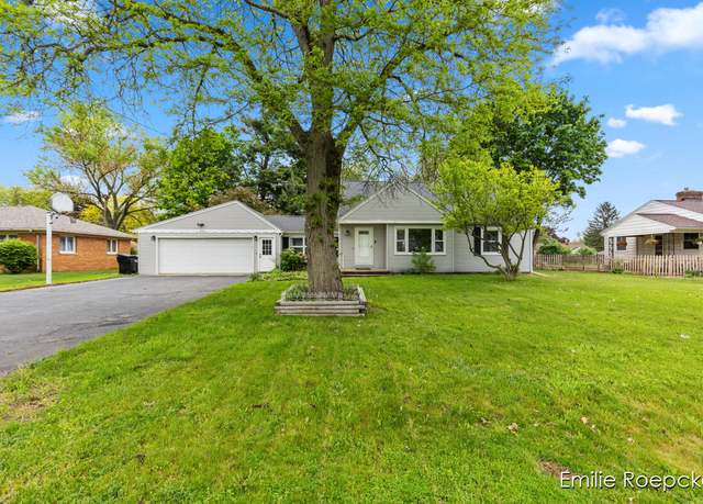 Property at 8131 Lorac St, Portage, MI 49002, 3 beds, 1.5 baths