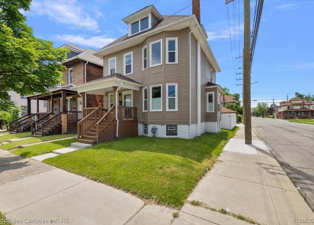 Property at 2579 Townsend St, Detroit, MI 48214, 5 beds, 2.5 baths