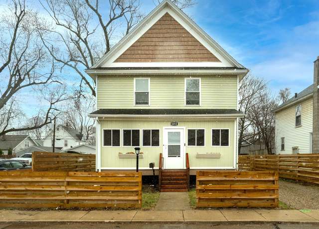 Property at 1212 Hays Park Ave, Kalamazoo, MI 49001, 4 beds, 2 baths
