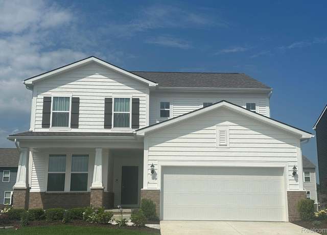 Property at 848 Kuss Dr, Saline, MI 48176, 3 beds, 2.5 baths