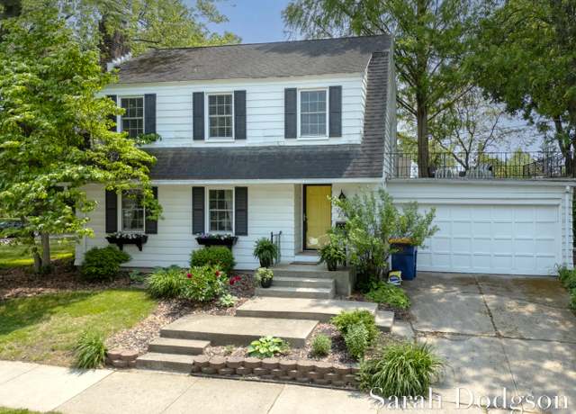 Property at 2130 Argentina Dr SE, East Grand Rapids, MI 49506, 3 beds, 1.5 baths