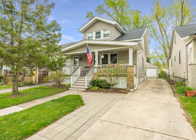 Property at 2273 Edgewood Blvd, Berkley, MI 48072, 3 beds, 2 baths