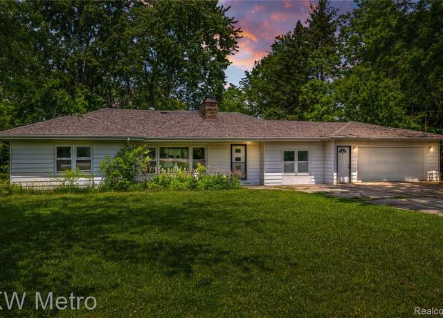 Property at 3191 Perry Ct, Grand Blanc, MI 48439, 3 beds, 1 bath