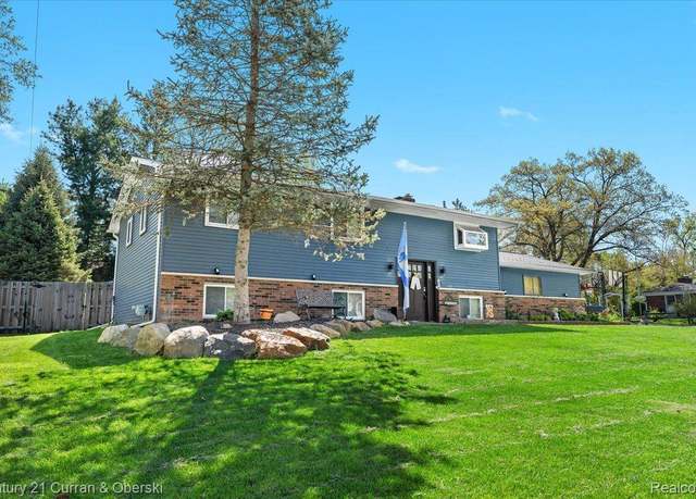 Property at 2566 Marchar Dr, Wolverine Lake, MI 48390, 4 beds, 2 baths