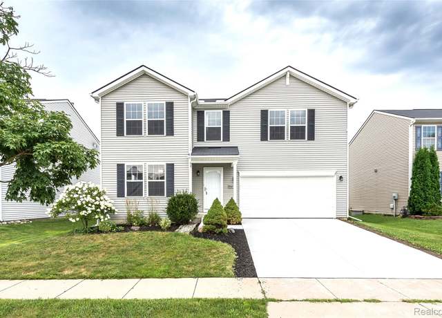 Property at 8067 Beechwood Blvd, Dexter, MI 48130, 4 beds, 2.5 baths