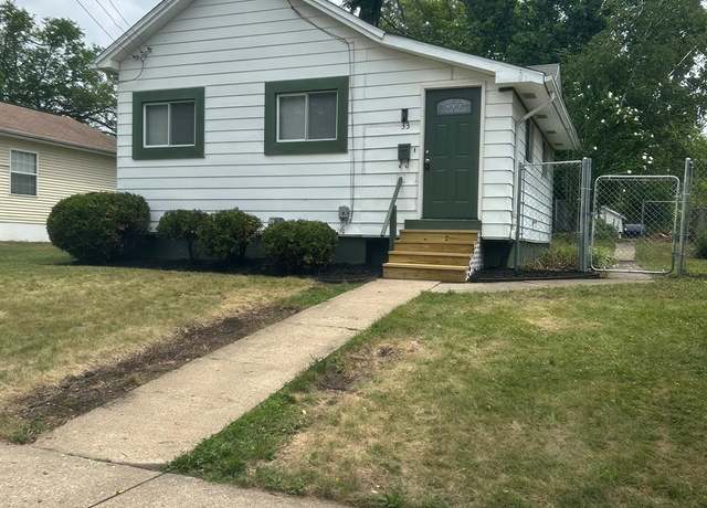 Property at 33 S Tasmania St, Pontiac, MI 48342, 3 beds, 1 bath