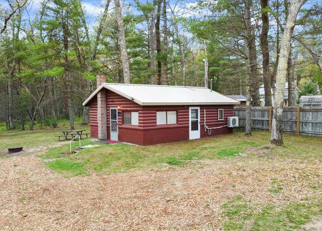 Property at 5393 W 32nd St, Baldwin, MI 49304, 2 beds, 1 bath