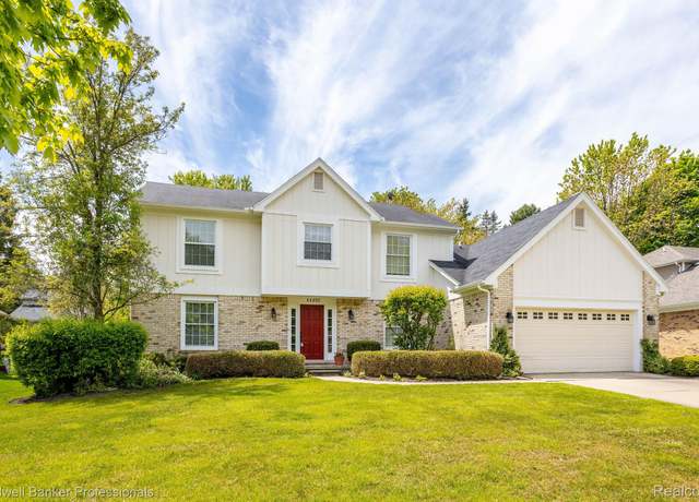 Property at 44492 Midway Dr, Novi, MI 48375, 4 beds, 2.5 baths