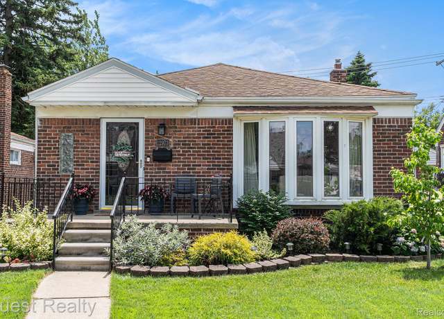 Property at 12973 Wesley St, Wyandotte, MI 48195, 3 beds, 1 bath