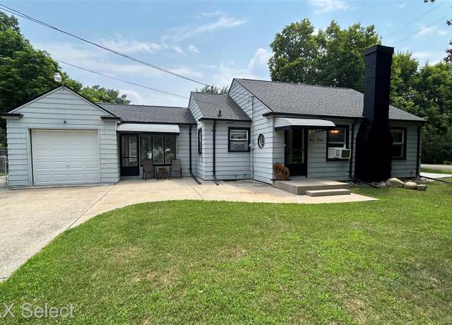 Property at 1119 W Decamp St, Flint, MI 48507, 1 bed, 1 bath