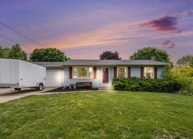 Property at 1162 Magnolia St, Kalamazoo, MI 49048, 5 beds, 2 baths
