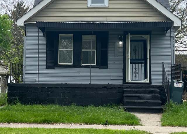 Property at 17421 Oakland St, Highland Park, MI 48203, 5 beds, 1.5 baths