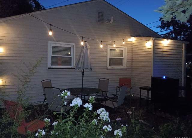 Property at 3246 Harris St, Ferndale, MI 48220, 3 beds, 1 bath