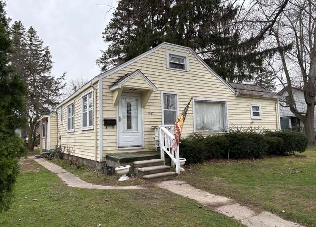 Property at 947 Waterloo St, St Clair, MI 48079, 2 beds, 1 bath