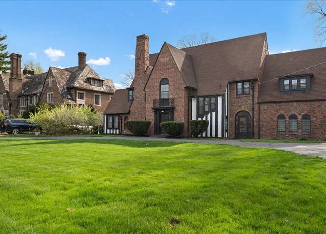 Property at 17381 Pontchartrain Blvd, Detroit, MI 48203, 6 beds, 3.5 baths