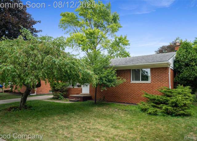 Property at 27736 Osmun St, Madison Heights, MI 48071, 3 beds, 1 bath