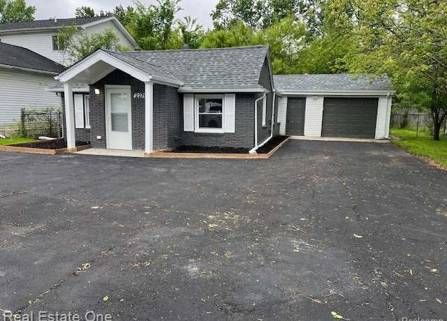 Property at 22767 Middlebelt Rd, Farmington Hills, MI 48336, 3 beds, 2 baths