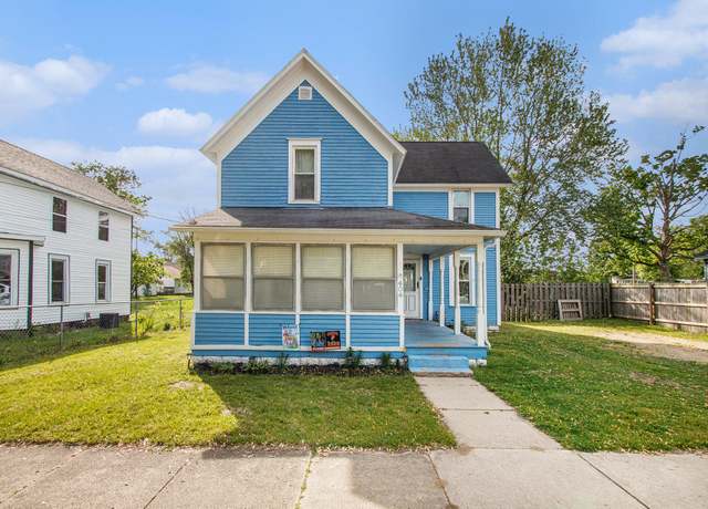 Property at 404 Oak St, Dowagiac, MI 49047, 3 beds, 1 bath