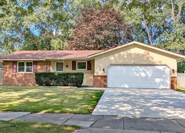 Property at 1032 Colonial Ct, Holland, MI 49423, 3 beds, 3 baths