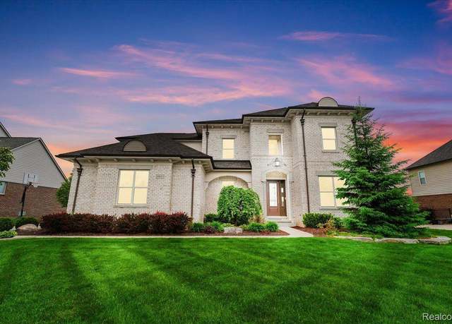Property at 10611 Stoney Point Dr, South Lyon, MI 48178, 5 beds, 5.5 baths