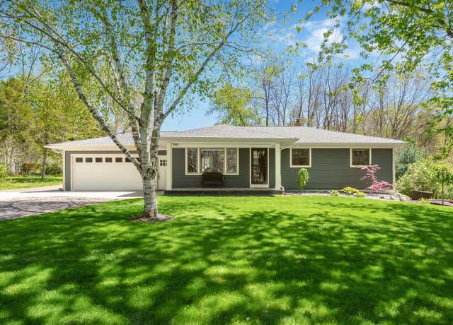 Property at 8198 N 26th St, Kalamazoo, MI 49004, 4 beds, 3 baths