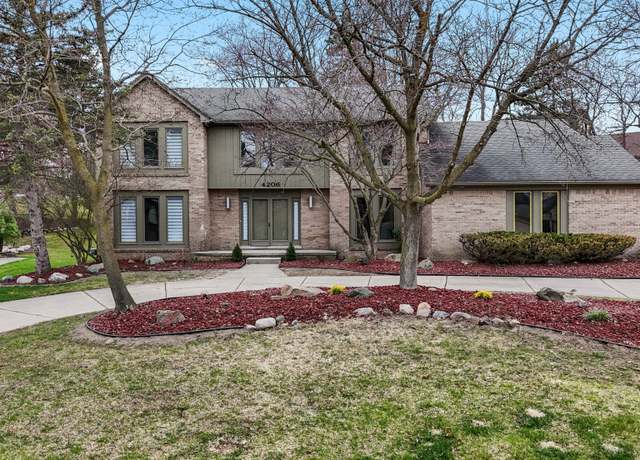 Property at 4206 Southmoor Ln, West Bloomfield, MI 48323, 4 beds, 4 baths