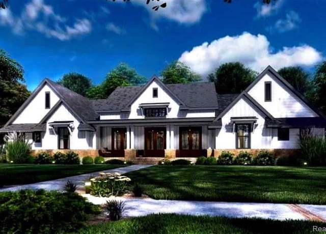Property at 3 Verona Dr, Milford, MI 48381, 4 beds, 3.5 baths