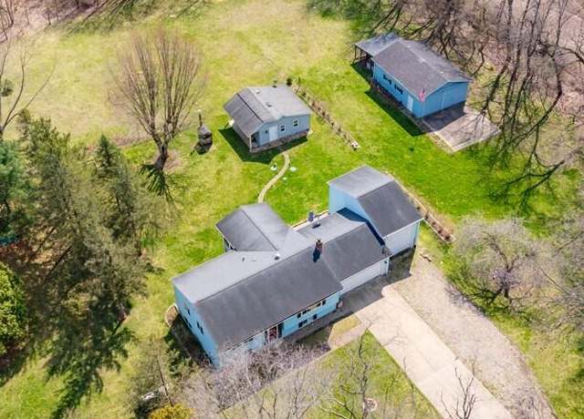 Property at 8524 E B Ave, Richland, MI 49083, 4 beds, 2 baths
