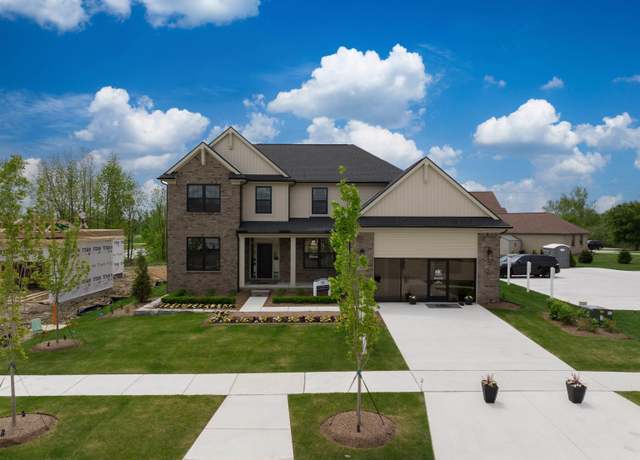 Property at 17447 Megan Dr, Macomb, MI 48042, 4 beds, 2.5 baths