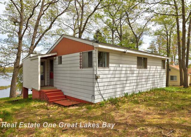 Property at 3202 Henry St, National City, MI 48748, 3 beds, 1 bath