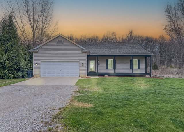 Property at 6310 Maple Ave, Swartz Creek, MI 48473, 5 beds, 3 baths