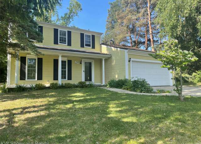 Property at 33849 Longwood Dr, Farmington Hills, MI 48335, 3 beds, 1.5 baths