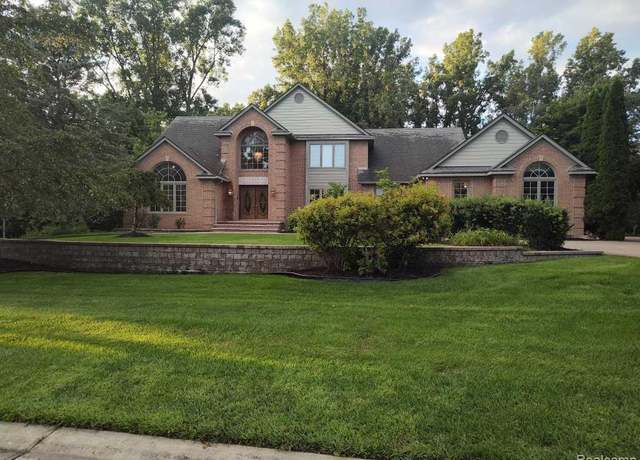 Property at 1339 Pond Bluff Way, Brighton, MI 48114, 6 beds, 3.5 baths