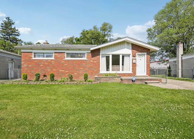 Property at 24895 Marine Ave, Eastpointe, MI 48021, 3 beds, 1 bath