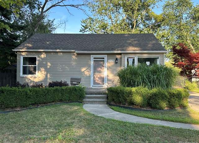 Property at 24248 Cunningham Ave, Warren, MI 48091, 2 beds, 1 bath